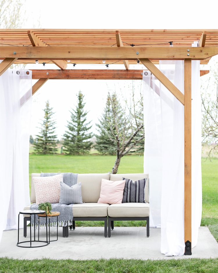 backyard decor ideas redwood pergola